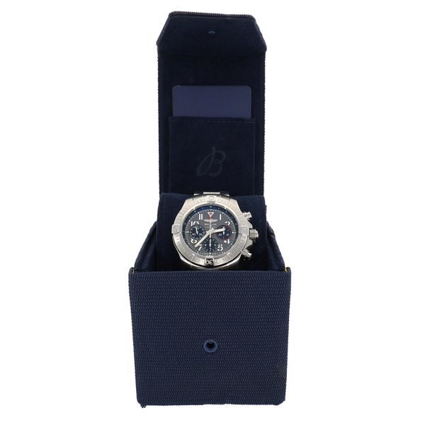 Breitling Avenger B01 Chronograph AB0182